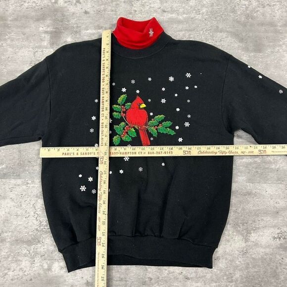 Vintage Gopher Sport Cardinal Winter Theme Sweatshirt Size Medium - Picture 4 of 4